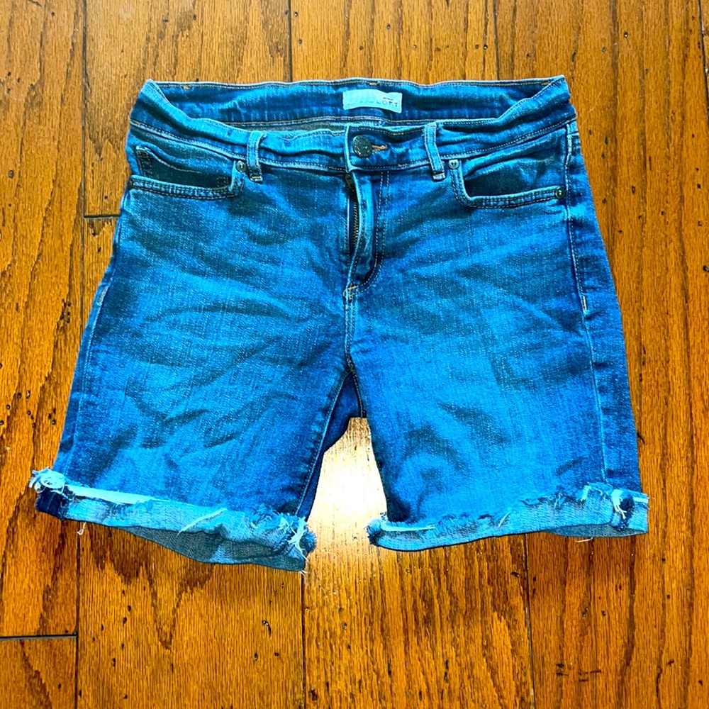 Cute, size 2, Loft, denim shorts